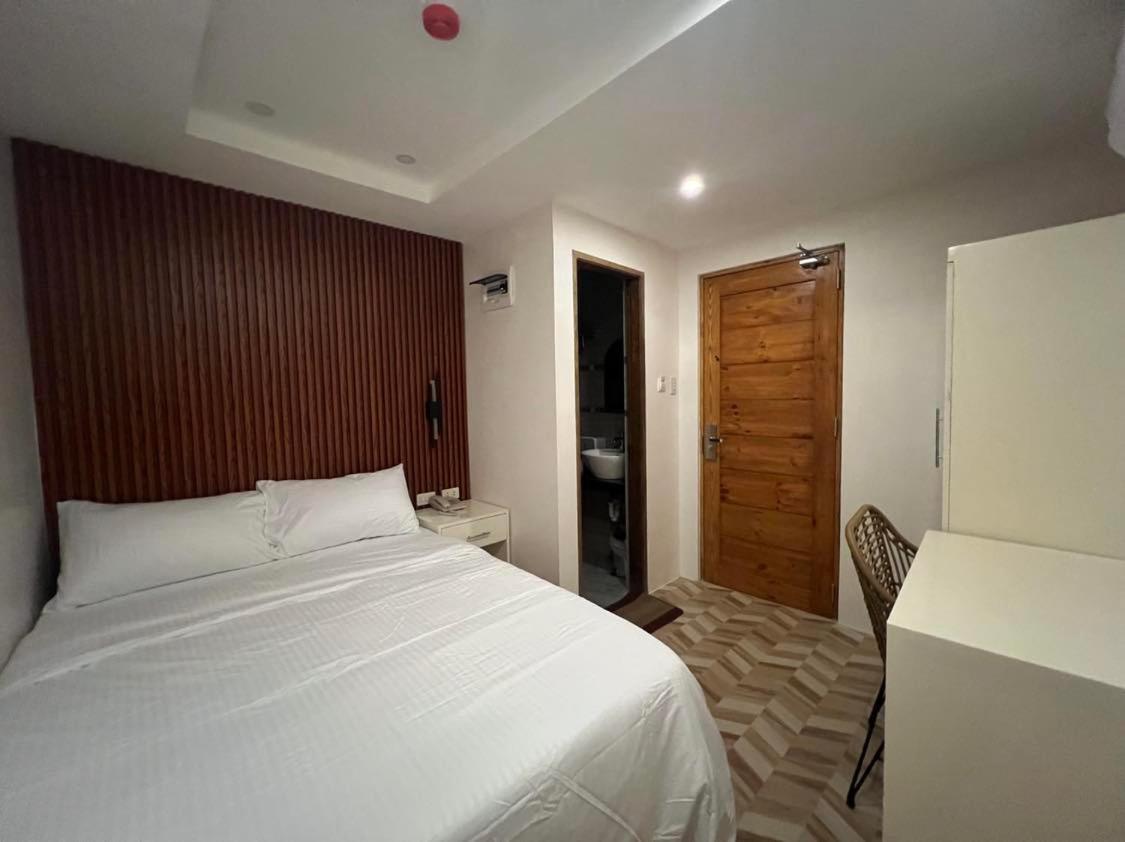 Casa Ison Hotel Sablayan Exterior photo